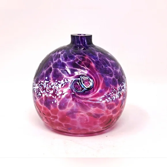 Kitras Art Glass Oil Lamp - Picture 4 of 5